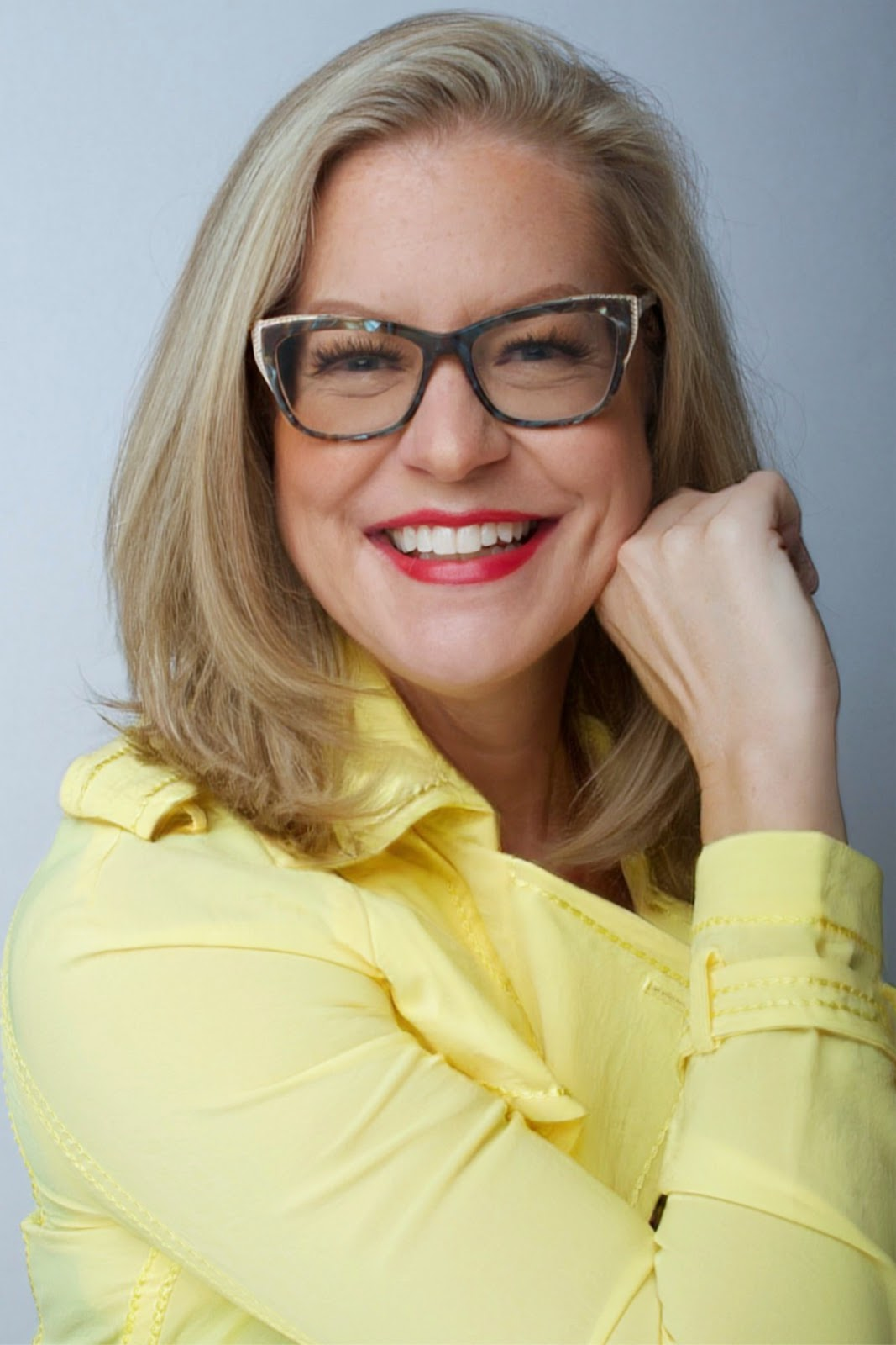 Jennifer Paire headshot